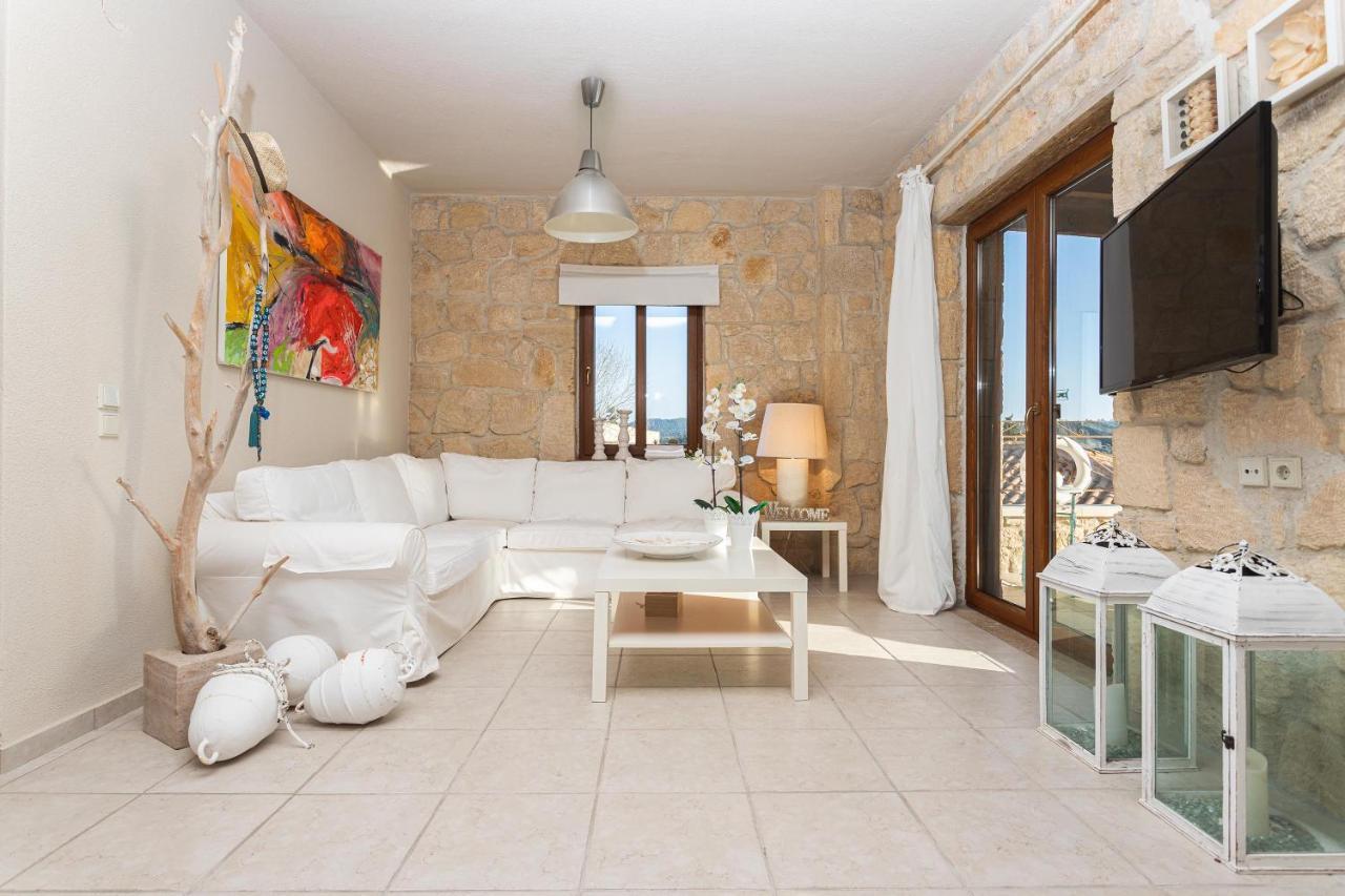 Pure White Suite Elani Siviri Exterior photo
